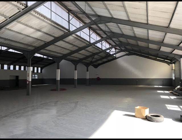 1,225M² FACTORY TO LET IN EPPING INDUSTRIAL
